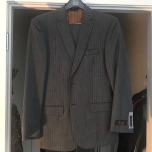 Jos Bank Slim Fit suit. Never worn